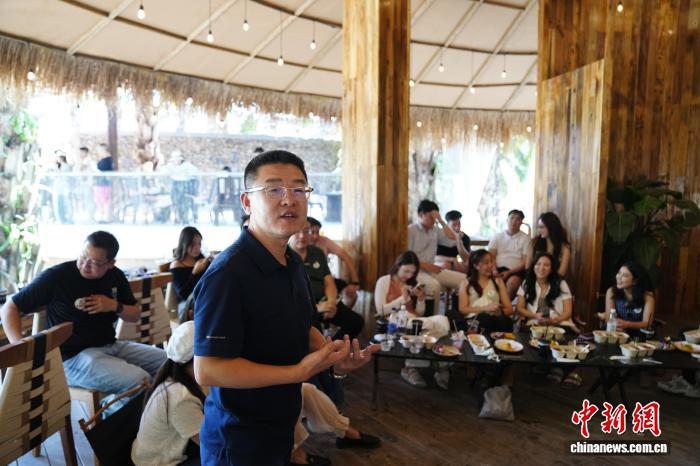 云南西双版纳：中泰青年企业家座谈交流话友谊